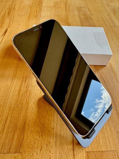 Apple iPhone 12 Pro – 128 GB – Silber/Weiß – Display & Akku NEU!